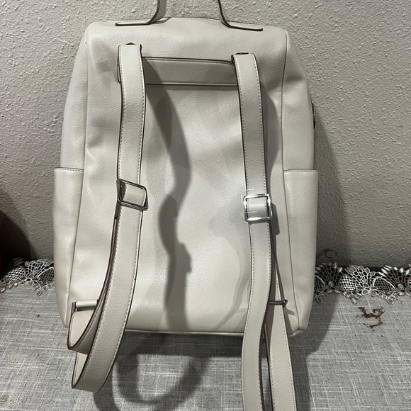 Backpack - Picture 2 of 2